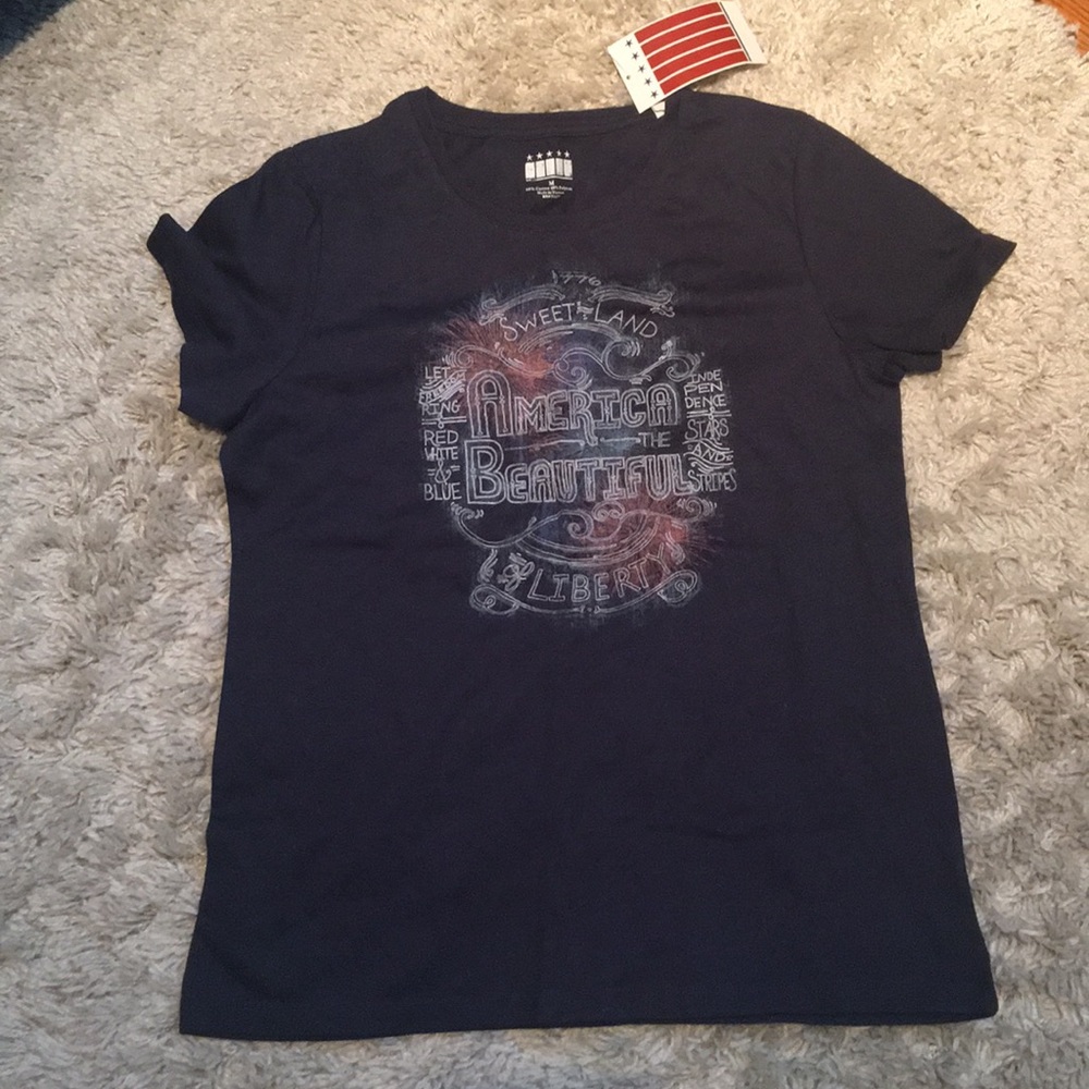 Women’s T-shirt NWT